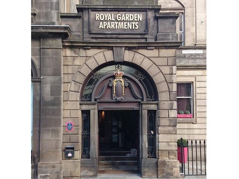 Fountain Court Apartments - Royal Garden EDI Buitenkant foto