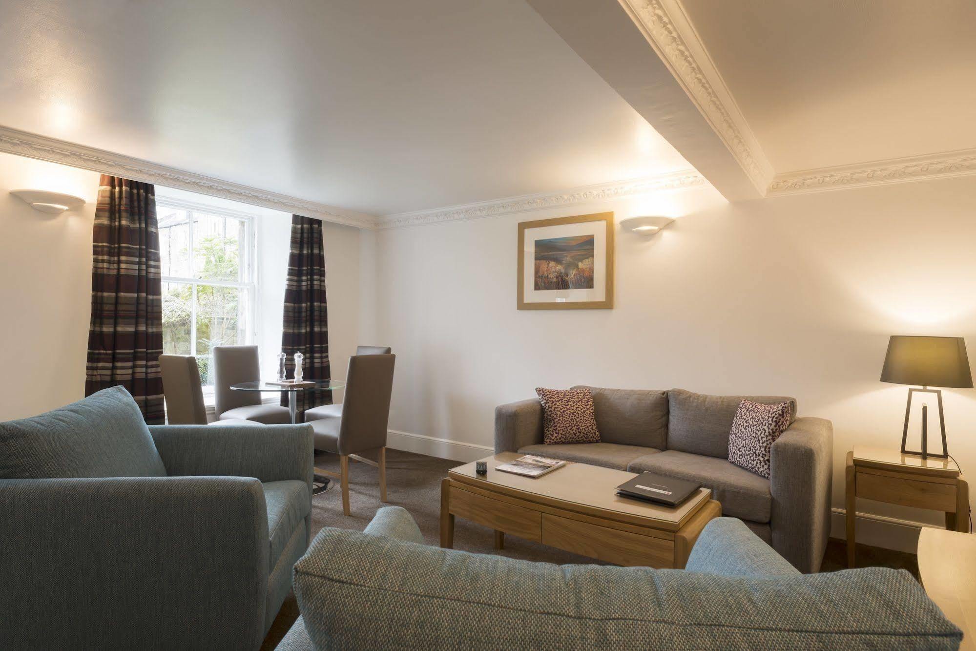 Fountain Court Apartments - Royal Garden EDI Buitenkant foto